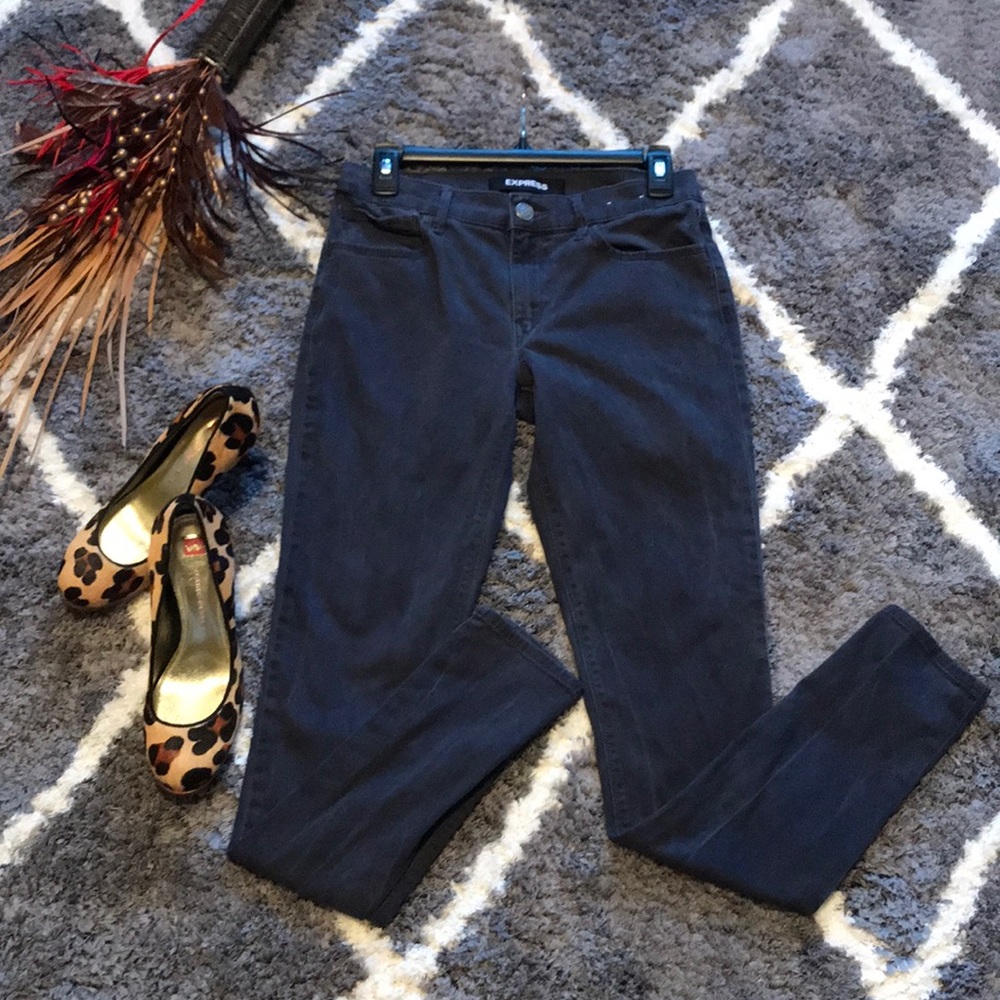 ⭐️Express grey jeggings!⭐️